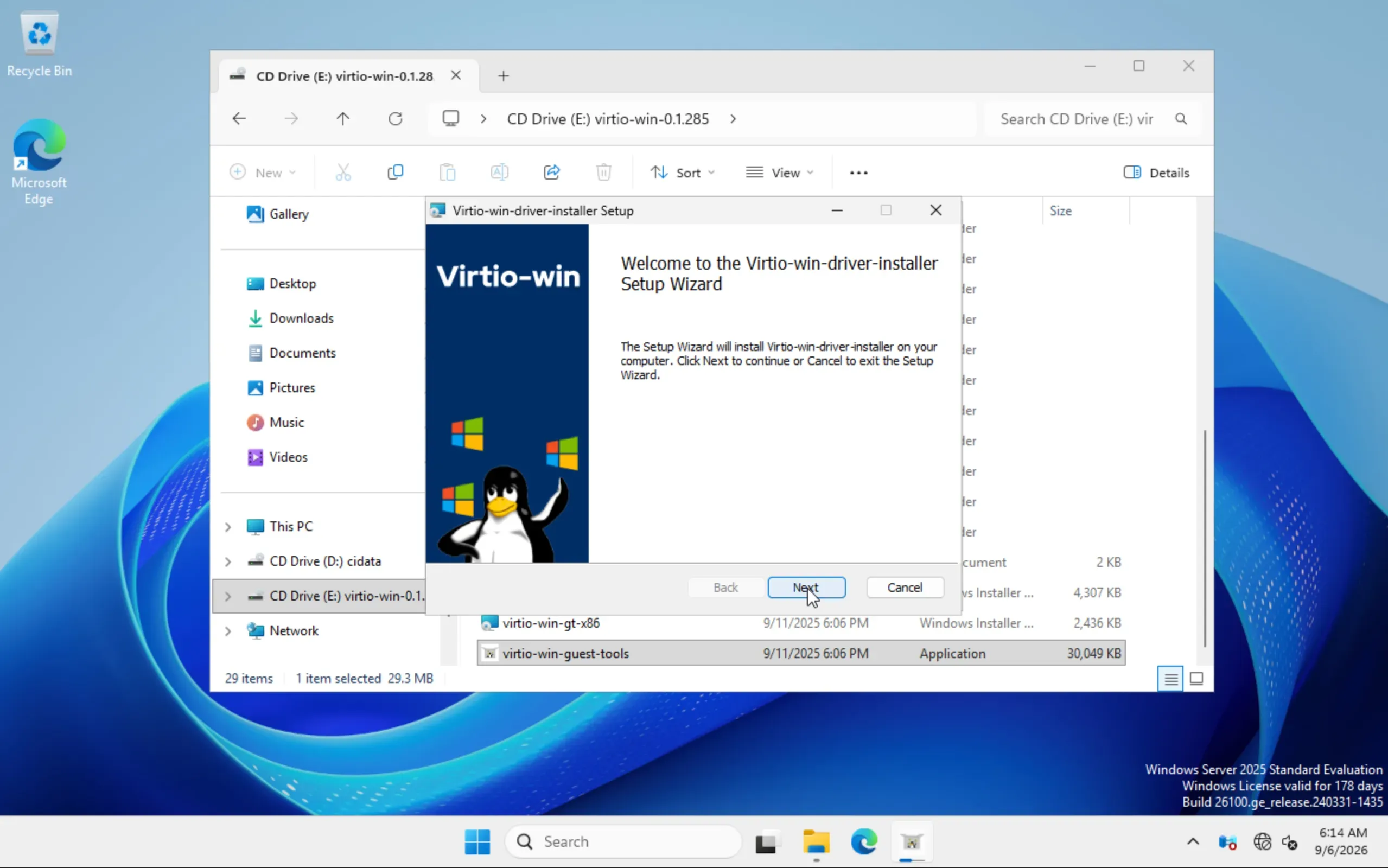 Der Treiber-Installer startet als eigener Assistent
